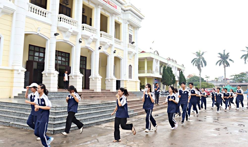 anh tin bai